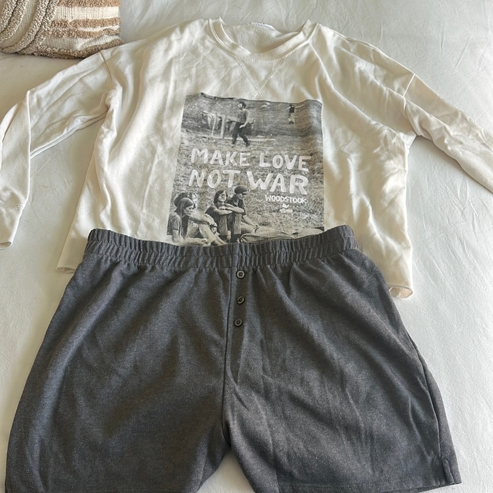 Women’s lounge set / pajamas